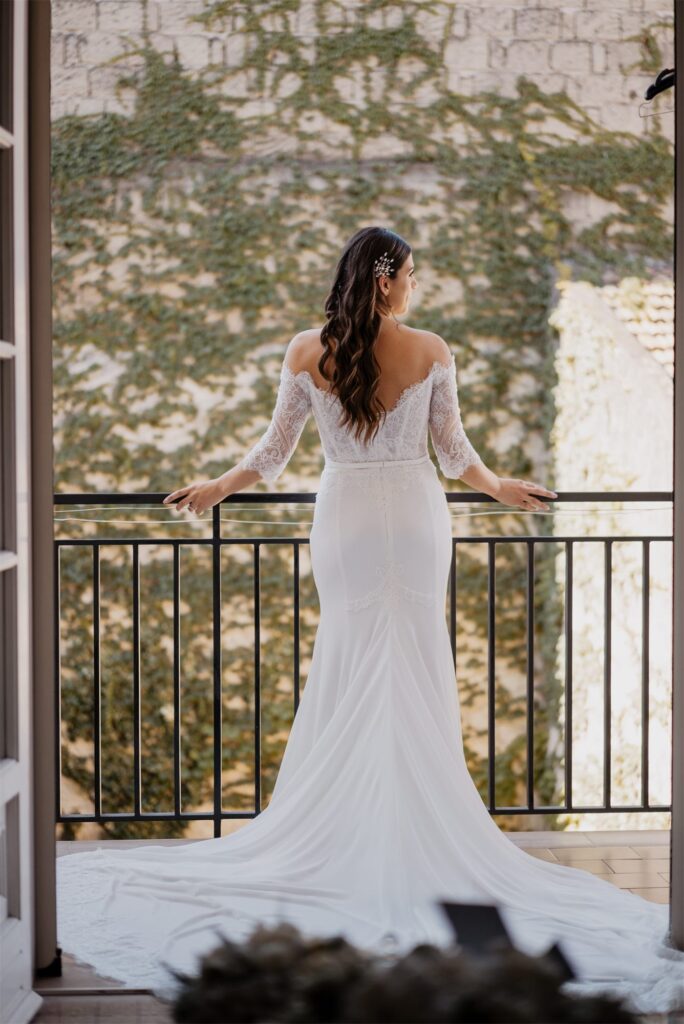 Alessandra si prepara a casa con la famiglia prima del matrimonio ad Amalfi