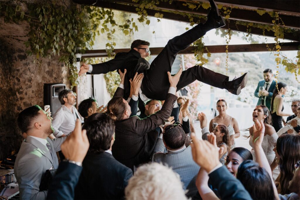 La festa di matrimonio a Le Nereidi, Amalfi