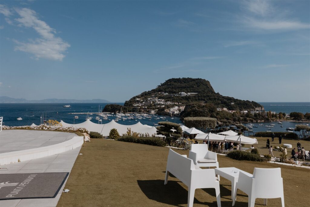 La terrazza di Villa Punta Pennata sul golfo