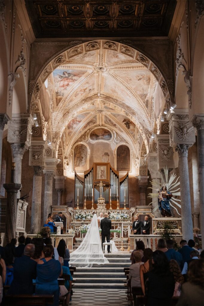 Il matrimonio nella chiesa di San Pietro Apostolo a Minturno - foto 5