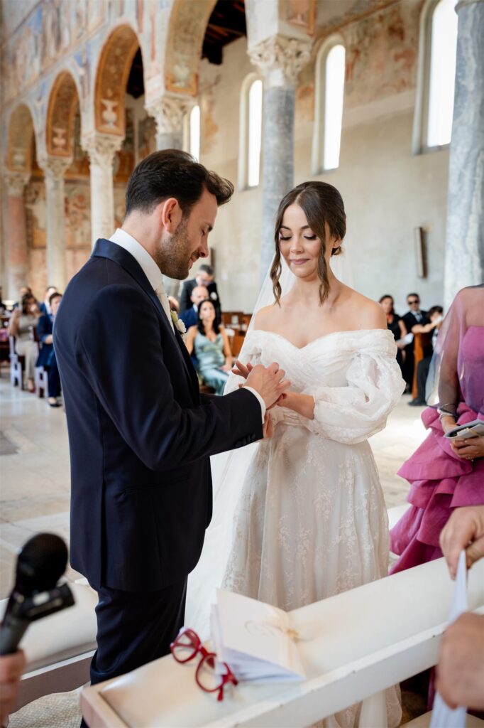 Cerimonia nuziale di Antonio e Giulia nella Basilica di Sant’Angelo in Formis, Capua