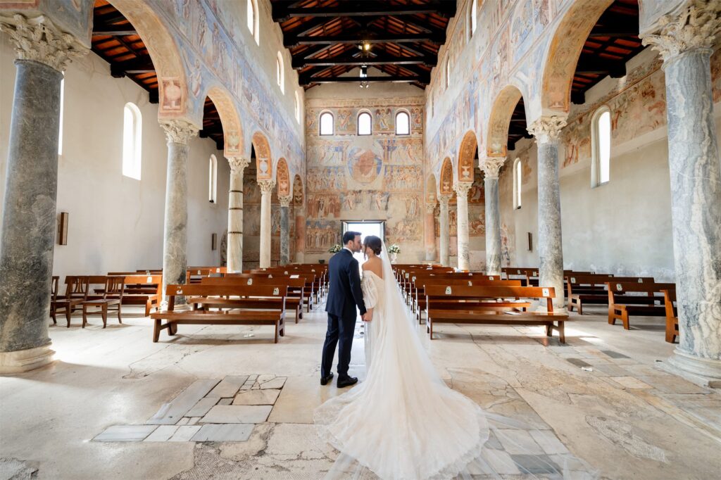 Cerimonia nuziale di Antonio e Giulia nella Basilica di Sant’Angelo in Formis, Capua