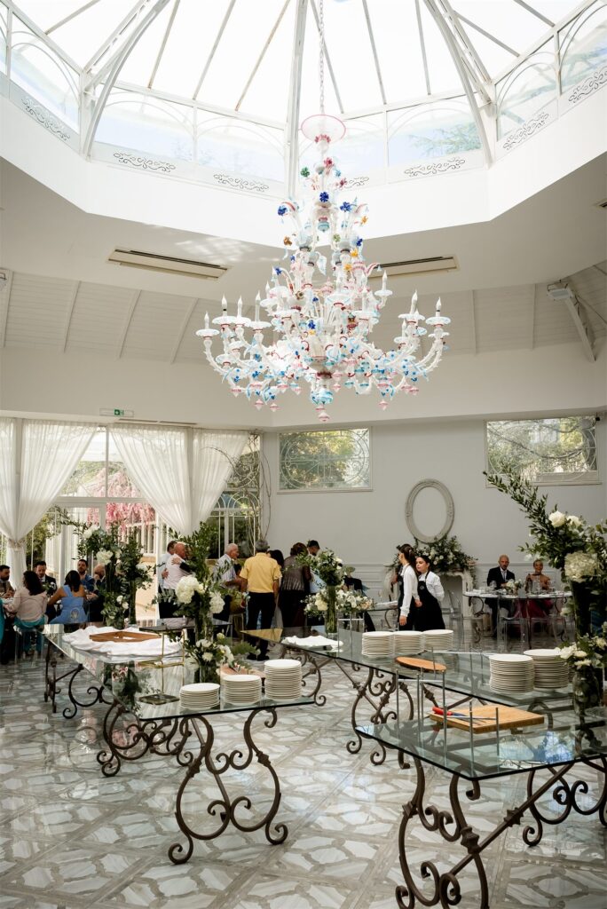 Ricevimento di matrimonio nella sala di Villa Althea, Bellona