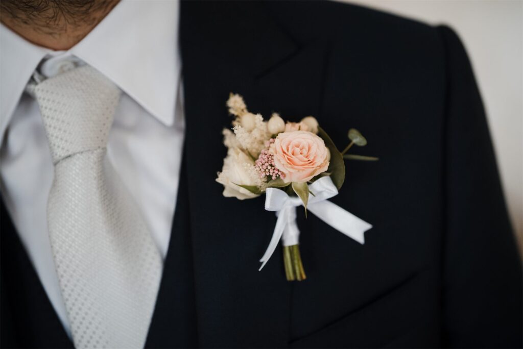 Preparativi di Francesco prima del matrimonio