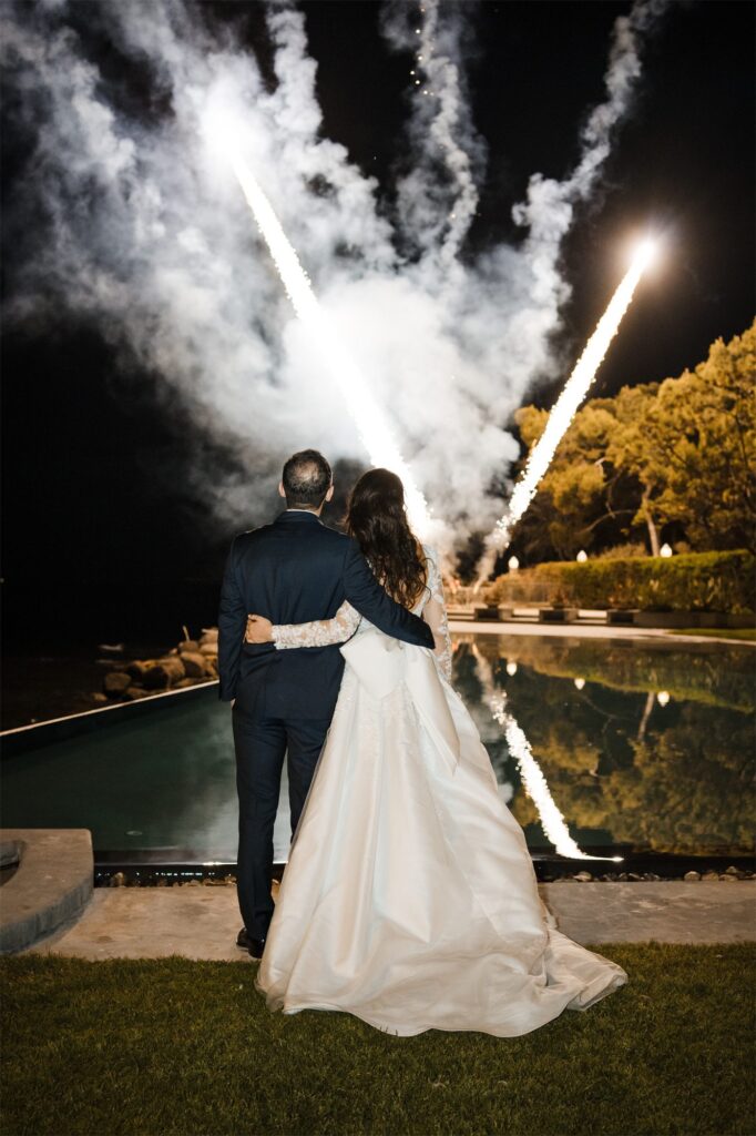 Torta e fuochi d'artificio sul mare a Villa Guarracino, Torre del Greco