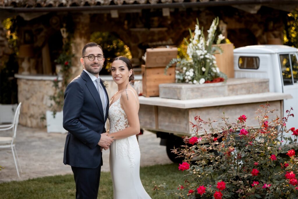 Marcello e Teresa nel giardino di Villa Samuel, Pontelatone (Caserta)