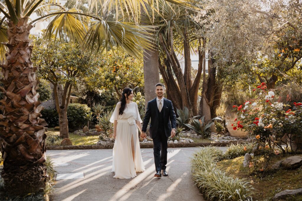 Michele e Valentina nei giardini della Cocumella