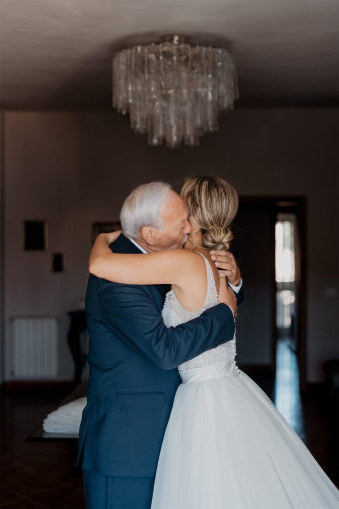Preparativi della sposa Michela prima del matrimonio