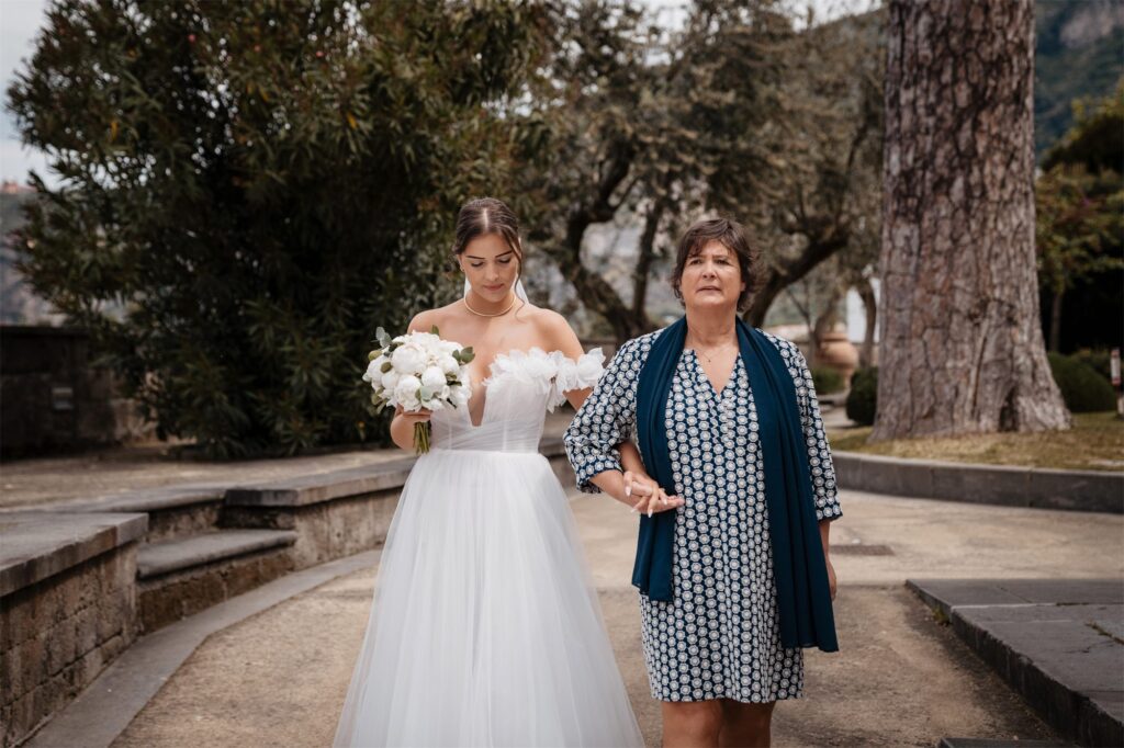 Le promesse di Thomas e Solenne a Villa Fondi (1)